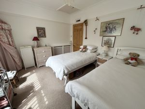 Photo 31- click for photo gallery